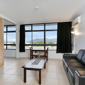 Sunshine Tower Hotel Cairns